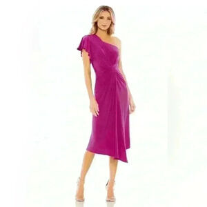 Mac Duggal One-Shoulder Asymmetric Cocktail Dress NWT in Magenta Style 12480